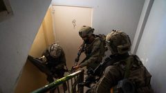 إصابة شابين برصاص الاحتلال واعتقالات في محافظة الخليل