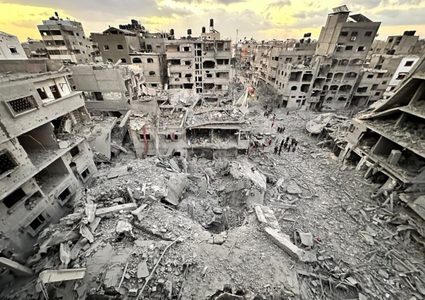 462 يوم من الحرب: الشهداء بالعشرات والاحتلال يرتكب 3 مجازر ضد العائلات في القطاع