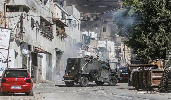 الاحتلال يعتقل 5 فلسطينيين في نابلس ومخيم العين