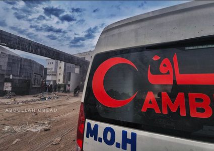 18 شهيدا إثر استهداف الاحتلال منزلين في دير البلح ورفح