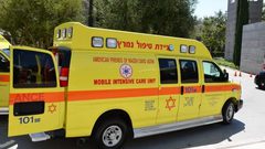 3 إصابات إحداها خطيرة في جريمة طعن بالرامة