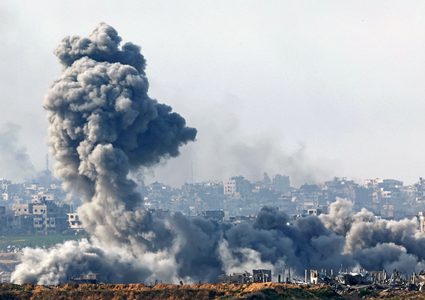 عشرات الشهداء والجرحى في قصف إسرائيلي على قطاع غزة