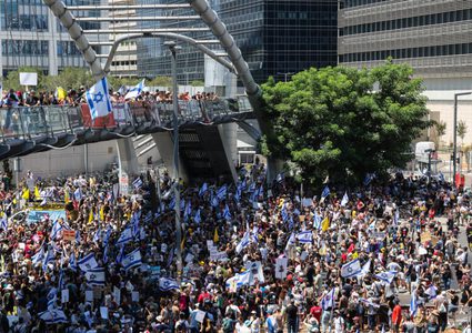 الإعلام العبري: الغالبية العظمى من الإسرائيليين تؤيد صفقة تبادل الأسرى