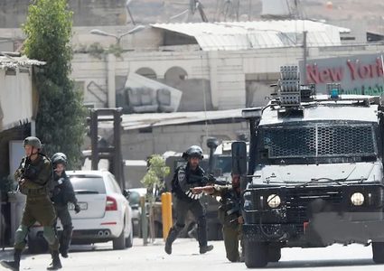 الاحتلال يقتحم مدينة الخليل وبلدة إذنا