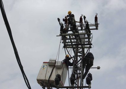 شركة الكهرباء بغزة: فقدنا 80% من معداتنا ولدينا خطط للاصلاح