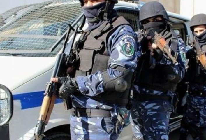 الشرطة تقبض على شخص بحوزته 757 قطعة يشتبه أنها أثرية في جنين