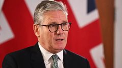 رئيس وزراء بريطانيا يطالب نتنياهو بضمان تدفق المساعدات إلى غزة