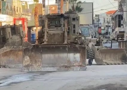 استرضاء للمتطرفين.. نتنياهو ينقل حربه إلى الضفة ويحولها إلى سجن مغلق تحت النار