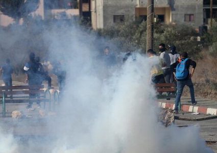 إصابات بالاختناق خلال اقتحام الاحتلال بلدة قصرة جنوب نابلس