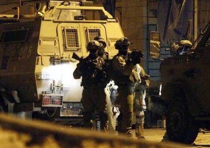 الاحتلال يحاصر منزلا في قرية مثلث الشهداء جنوب جنين