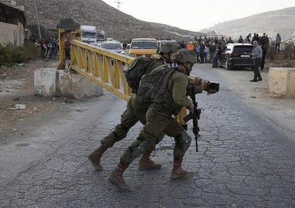 الاحتلال يغلق عدة مداخل في سلفيت