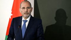 الصفدي: الأردن لم يمنع دخول المواطنين اللذين أفرج عنهما في صفقة التبادل