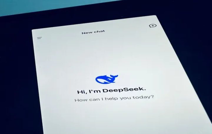 هجوم إلكتروني يستهدف "ديب سيك" مع تزايد عدد مستخدميه
