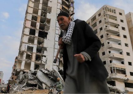 اليوم الــ11 لوقف اطلاق النار: استمرار عودة النازحين وانتشال مزيد من الشهداء