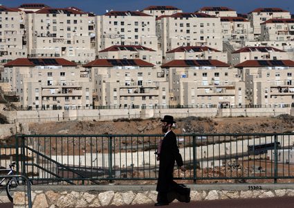 هآرتس: ترامب ينظر للقضية الفلسطينية بمنظور استيطاني