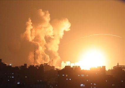 محدث: 10 شهداء وعدد من الإصابات في قصف الاحتلال لمنزل في طمون