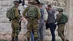 الاحتلال يقتحم كوبر ويداهم منزل معتقل من المقرر الإفراج عنه اليوم