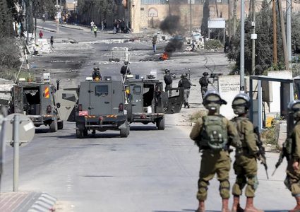 إصابة طفلين برصاص الاحتلال في المغير شمال شرق رام الله