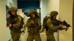 الاحتلال يقتحم محيط مستشفى الأهلي بمدينة الخليل