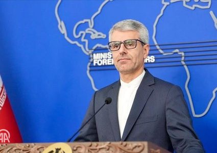 إيران تحذر من "تطهير عرقي" يستهدف الفلسطينيين