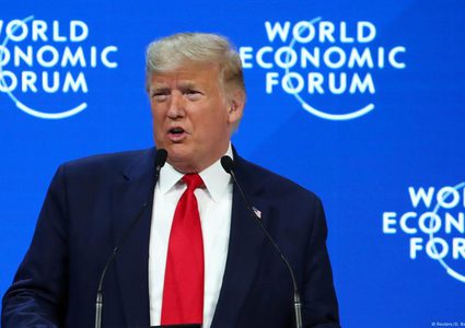 ترامب يزلزل الاقتصاد العالمي: رسومًا جمركية جديدة ومستقبل USAID على حافة الهاوية