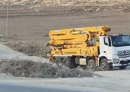 الاحتلال يستولي على خلاطة باطون غرب سلفيت