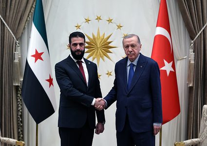 أردوغان يؤكد دعم بلاده لسوريا.. والشرع يثمن المواقف التركية