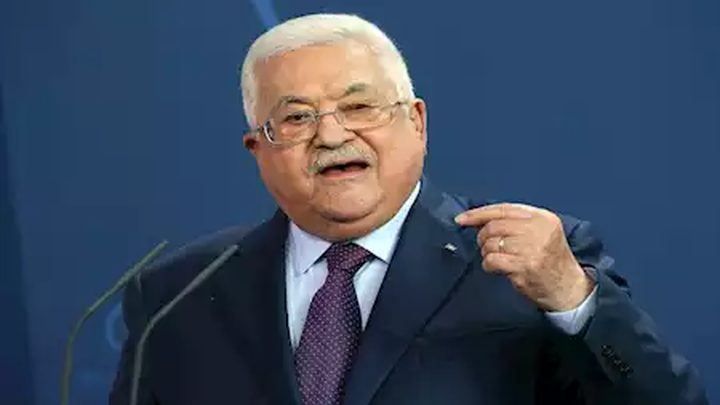 الرئيس عباس يرفض الدعوات للاستيلاء على قطاع غزة وتهجير سكانه