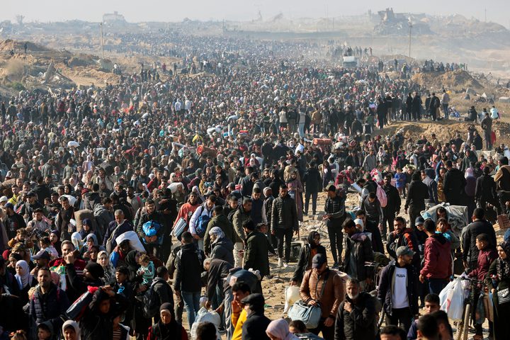 العشائر الفلسطينية: شعبنا متشبث بأرضه ودعوات الاستيلاء على قطاع غزة مرفوضة