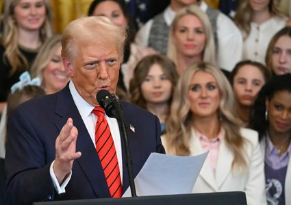 ترامب: "إسرائيل ستسلم قطاع غزة للولايات المتحدة بعد انتهاء القتال"