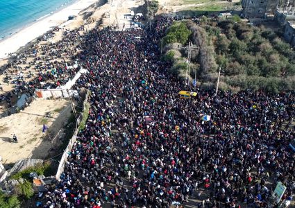 تصريحات ترامب حول تهجير الفلسطينيين: هراء أم خطة استراتيجية مدروسة؟