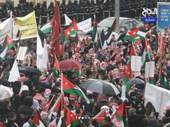 مظاهرات حاشدة في الأردن رفضا لتصريحات ترامب لتهجير الفلسطينيين