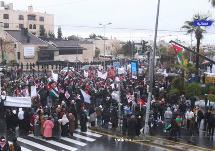 مظاهرات حاشدة في الأردن رفضا لتصريحات ترامب لتهجير الفلسطينيين