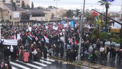 مظاهرات حاشدة في الأردن رفضا لتصريحات ترامب لتهجير الفلسطينيين