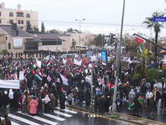 مظاهرات حاشدة في الأردن رفضا لتصريحات ترامب لتهجير الفلسطينيين