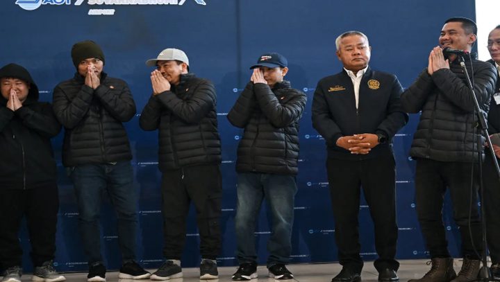 وصول خمسة عمال تايلانديين إلى بانكوك ضمن اتفاق وقف إطلاق النار في غزة