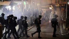 الاحتلال يعتدي بالضرب على مُسنة وأبنائها في ترمسعيا