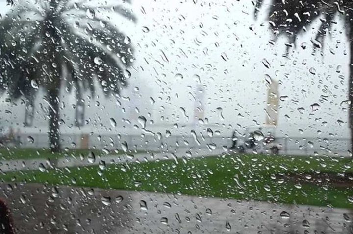 الطقس: أجواء شديدة البرودة وزخات متفرقة من الأمطار
