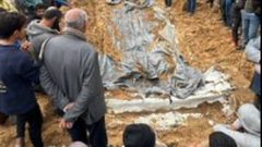 تشييع جثامين 33 مواطنا  تم انتشالهم من تحت الأنقاض في بيت لاهيا شمال قطاع غزة