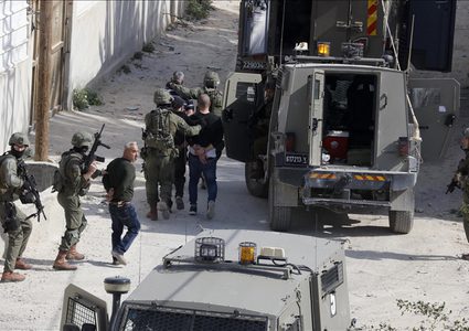 حملة اعتقالات واسعة في الضفة