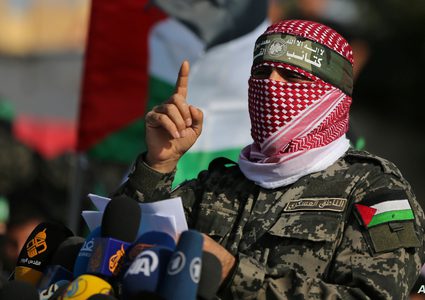 أبو عبيدة: قررنا الإفراج عن 3 أسرى إسرائيليين غداً السبت