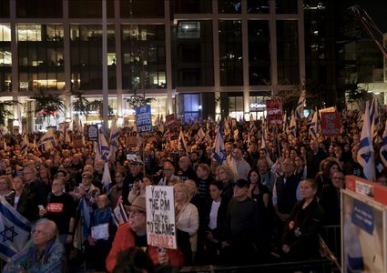 عائلات الأسرى الإسرائيليين تدعو لـ"إضراب عن الطعام" الاثنين المقبل