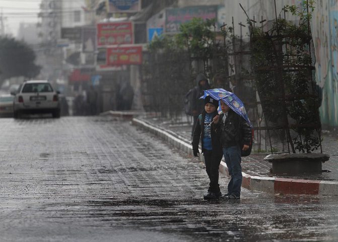 الأرصاد الجوية تحذر من موجة برد قاسية وتساقط للأمطار والثلوج