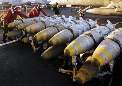 بأمرٍ من ترامب .. إسرائيل تتسلم شحنة من القنابل الثقيلة