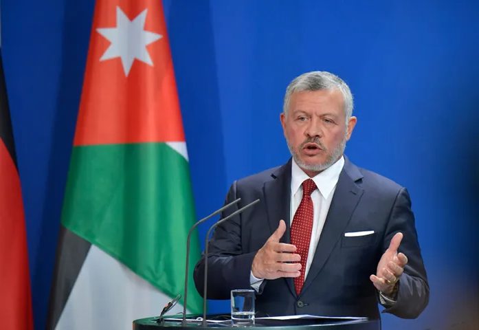 ملك الاردن يجدد التأكيد على رفض محاولات الضم والتهجير للفلسطينيين