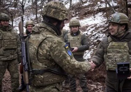 "وول ستريت جورنال": واشنطن طمأنت كييف بأنها ستتم دعوتها إلى المفاوضات