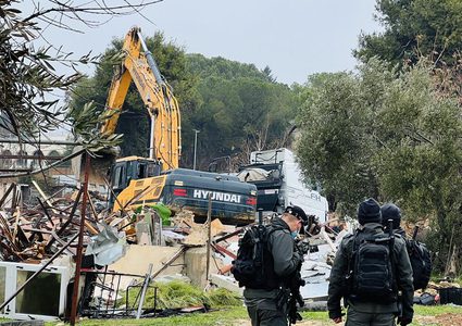 الاحتلال يهدم منزلا في كفر الديك غرب سلفيت