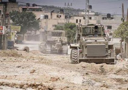 الاحتلال يواصل عدوانه على جنين ومخيمها لليوم الـ29 وسط دمار واعتقالات واسعة