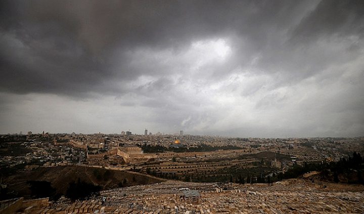 الطقس: غائم وبارد نسبيا