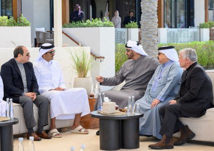 الرياض تجمع قادة الخليج والأردن ومصر في لقاء ودي